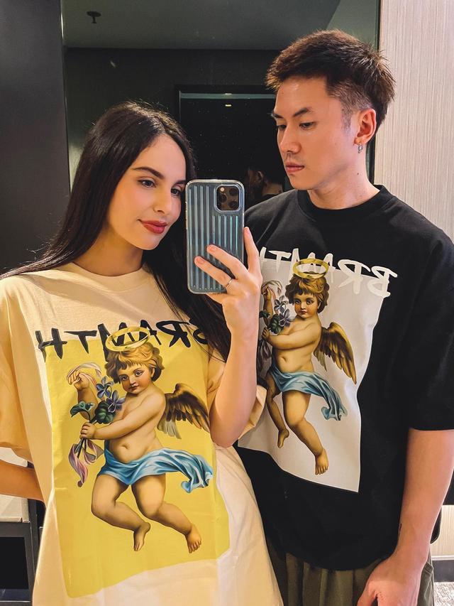 6 Gaya Rafael Tan Bersama Sabina Paz yang Tampil Kompak Ini Curi Perhatian