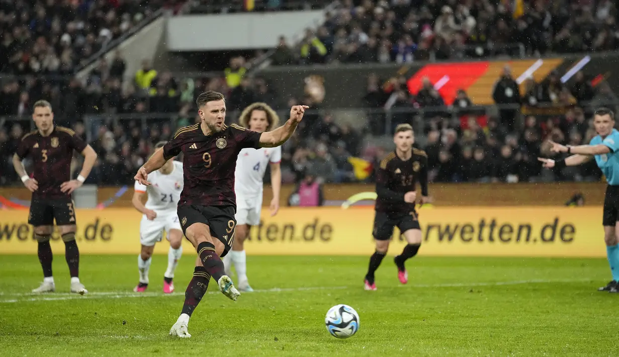 Sementara Jerman cuma mampu membalas lewat Niclas Fullkrug (44’ P), dan Serge Gnabry (87’). (AP Photo/Martin Meissner)