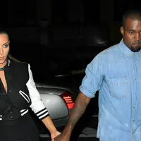 Kim Kardashian mulai kencan dengan Kanye West pada tahun 2012 usai ia berpisah dari mantan suaminya Kris Humphries. (The Inquisitr)