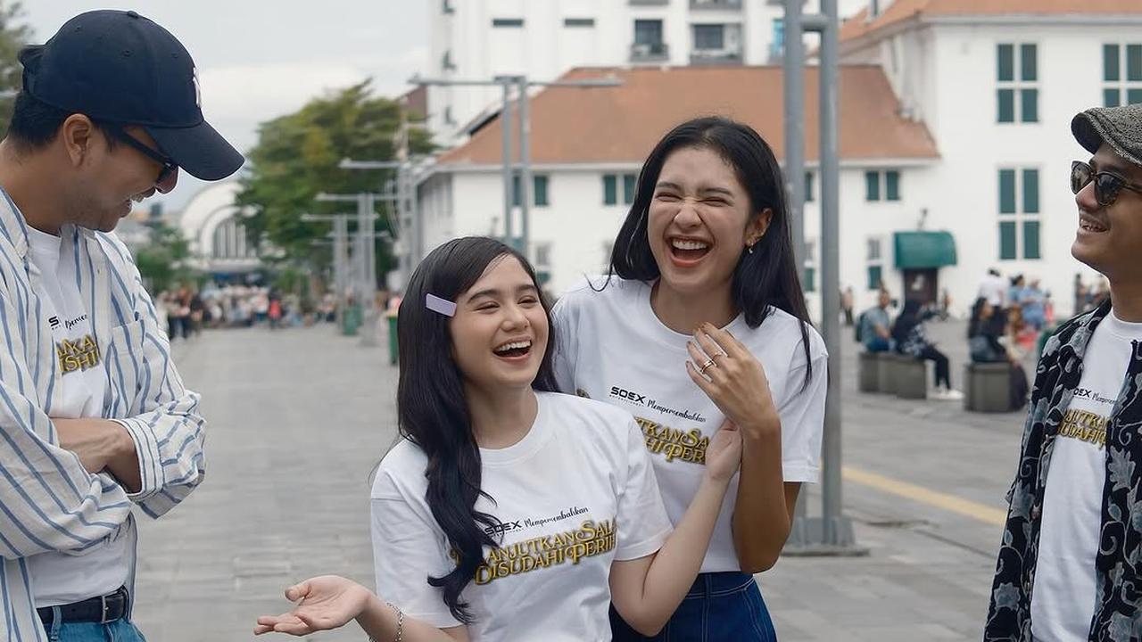 Potret Tissa Biani Ngabuburit di Kota Tua Bareng Cast Film 'DILANJUTKAN SALAH DISUDAHI PERIH'