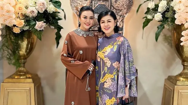 Desiree Tarigan Mantan Istri Mendiang Pengacara Hotma Sitompul. [@mamitoko]