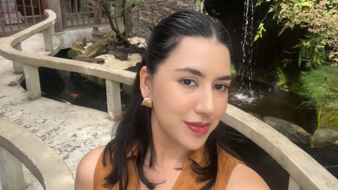 Naz, adik Nessie Judge