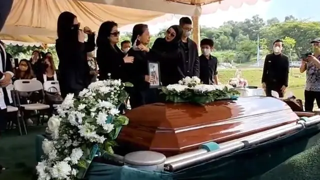 Angelina Sondakh (Foto: YouTube)