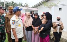 Pastikan Pengungsi Hidup Layak, Kasatgas Tito Tinjau Huntara di Aceh Tamiang