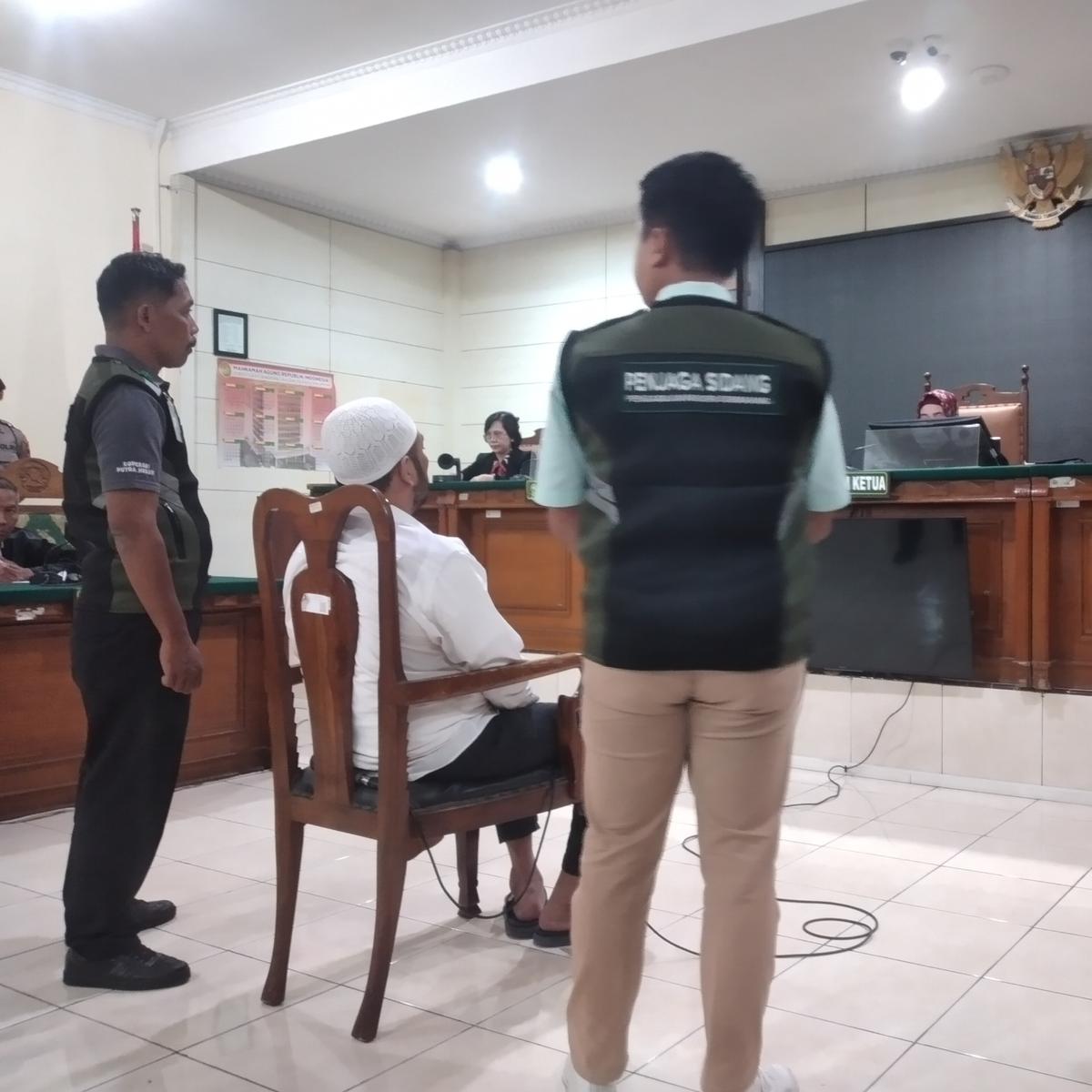 sidang vonis aipda robig