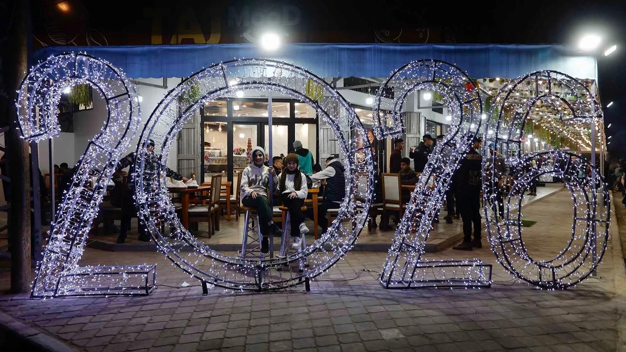 FOTO: Beragam Wajah Perayaan Malam Tahun Baru 2026 di Dunia