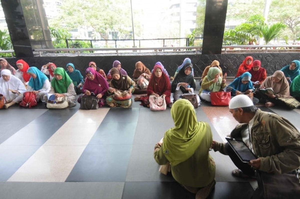 Doakan Suryadharma Ali, ibu-ibu gelar yasinan di Gedung KPK