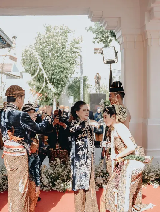 [Instagram/erinagudono]