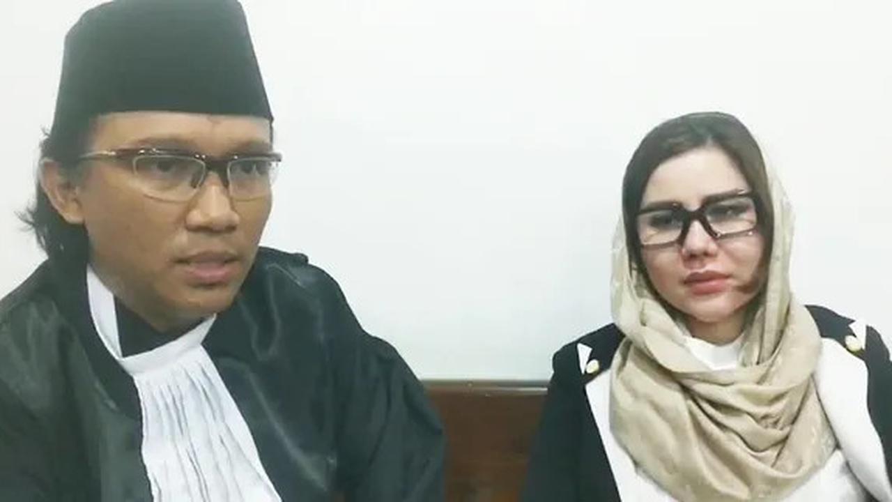 Momen Bahagia, Lady Marsella Dinyatakan Tak Bersalah Berderai Air Mata Sambil Membacakan Sholawat