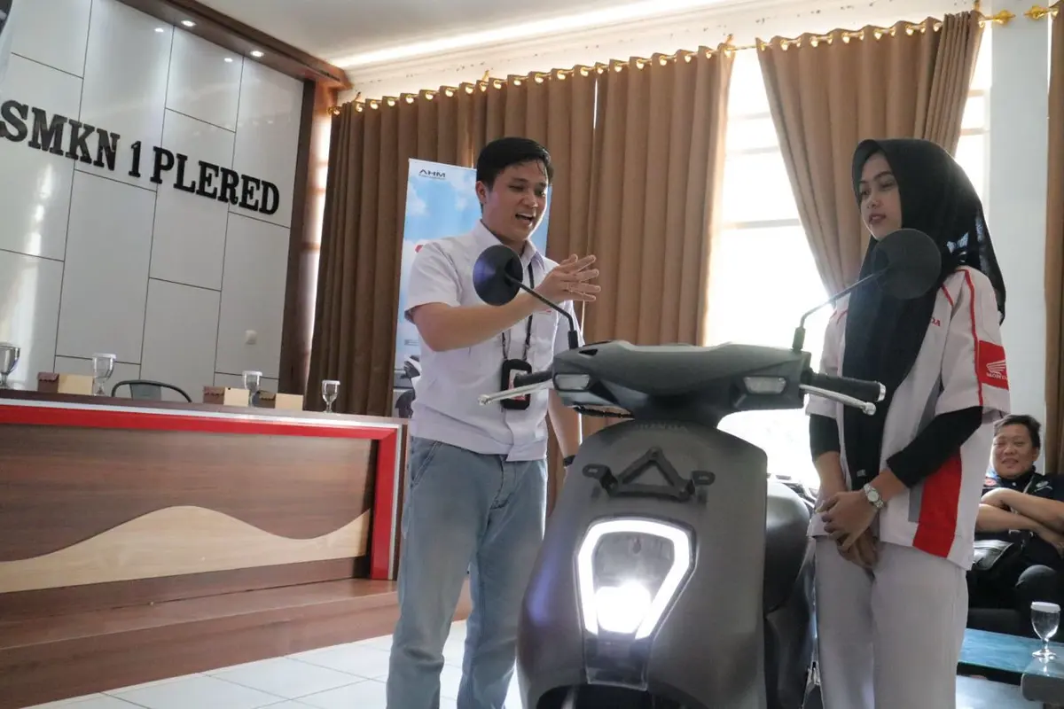 AHM Edukasi Teknologi Motor Listrik di SMK Binaan (ist)