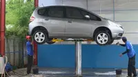 Sisi Baik dan Buruk Cuci Mobil Pakai Sistem Hidrolik, Awas Bisa Merugi