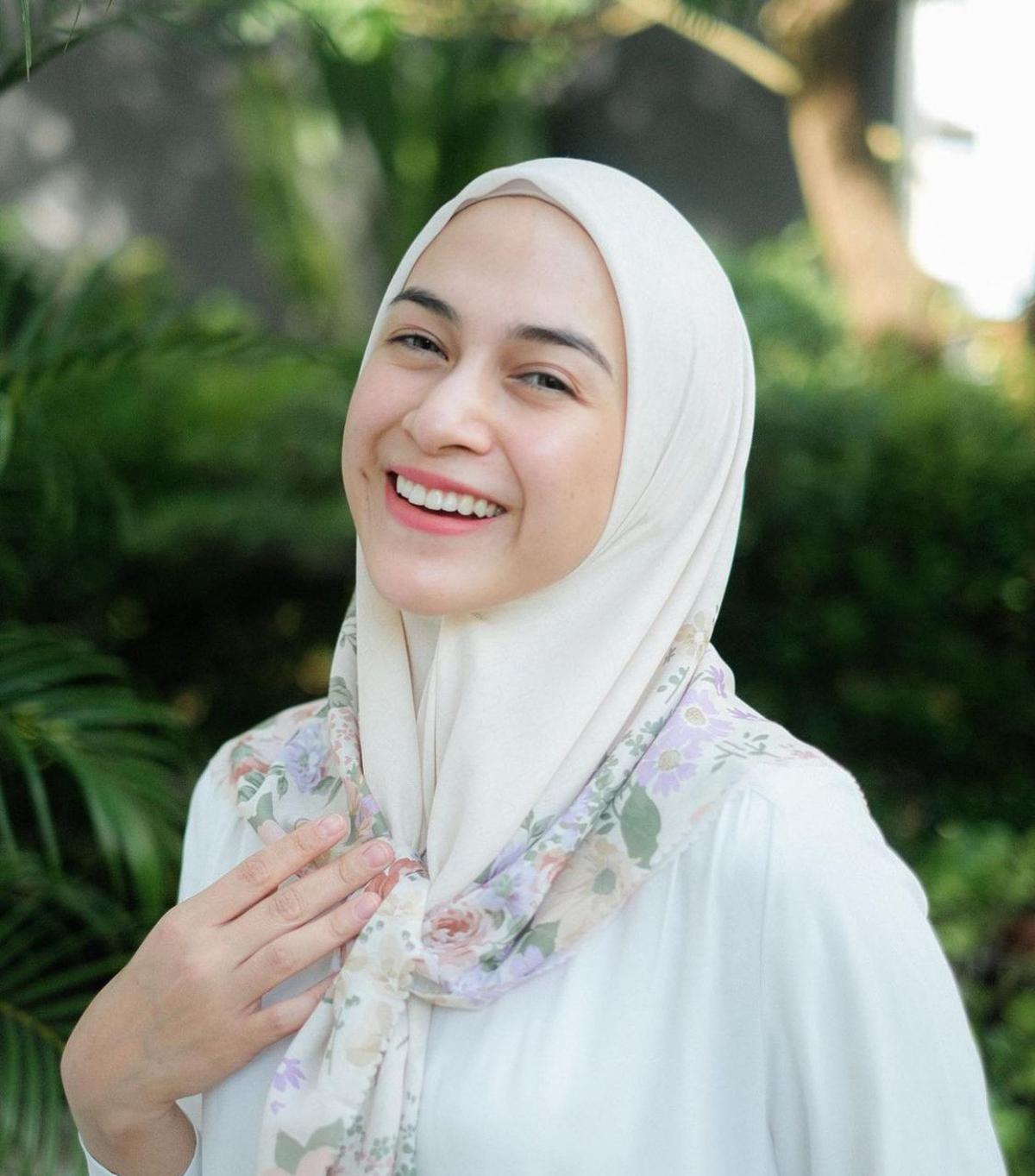 7 Deretan Artis Indonesia yang Ditipu Manajer Sendiri, Bagaimana Kepercayaan Mereka Dikhianati?