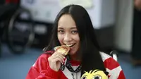 Atlet renang Indonesia, Laura Aurelia Dinda yang rebut emas pertama di ASEAN Paragames 2017 (dok: Kemenpora)