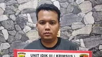 Tersangka kasus penipuan seleksi masuk Akademi Kepolisian (Akpol), Daud Yanuar diamankan Polres Metro Depok usai menipu korban hingga Rp1,6 miliar. (Istimewa)