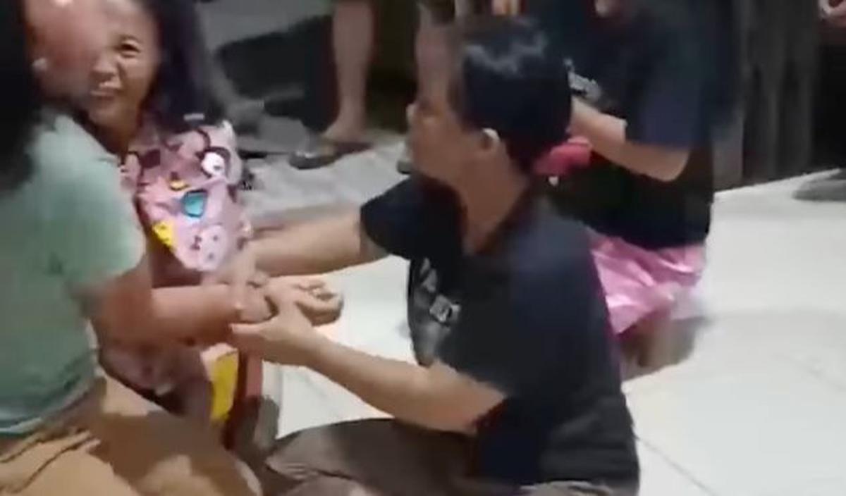 Setelah pulang ke Nias, keluarga korban terus menerus menanyakan keberadaan korban kepada Serda Adan. Namun pelaku selalu berkelit dengan berbagai alasan.<br>