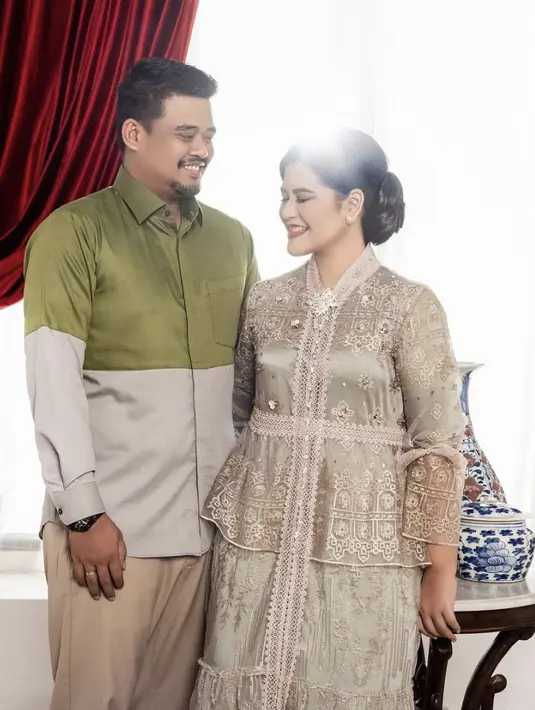 Detail siluet peplum juga menambah kesan modern pada tampilan.  [Foto: Instagram/ Kahiyang Ayu]