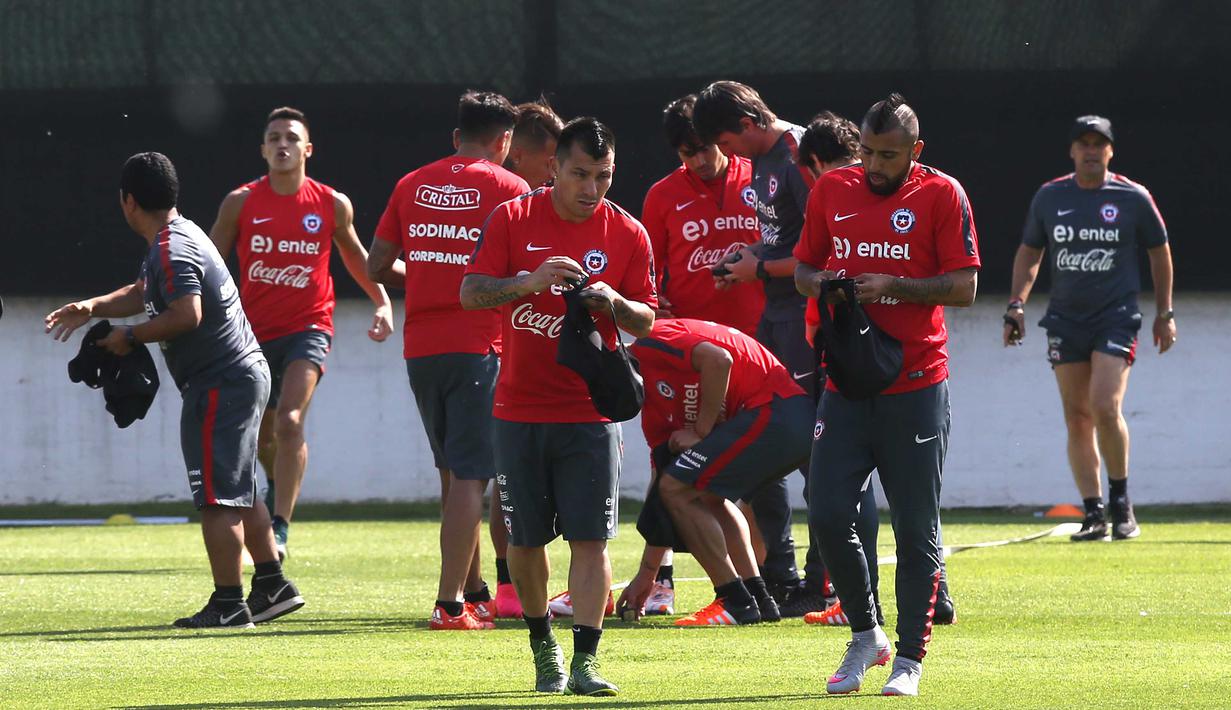 Timnas Chile secara impresif berada pada urutan ke-5 Peringkat FIFA dengan total point 1307. (AFP/Claudio Reyes)