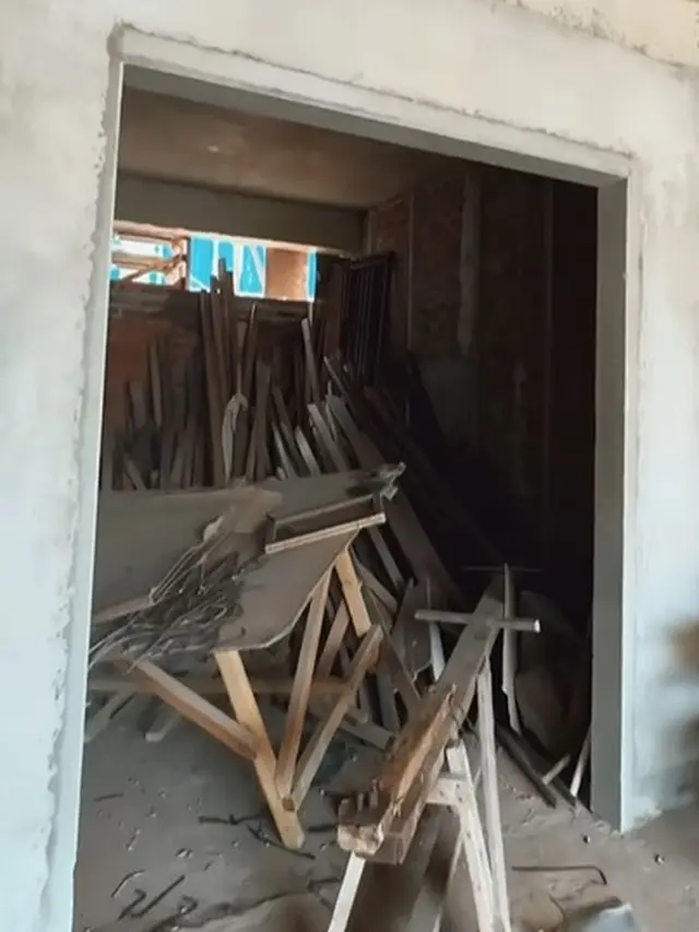 Potret proses pembangunan basement di rumah baru Ayu Dewi (Sumber: Instagram/mrsayudewi)