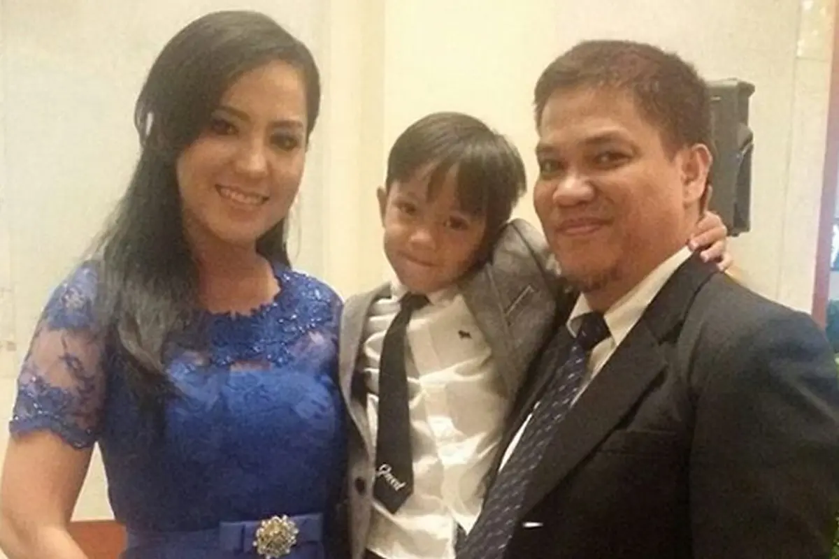 [Bintang] Renita Sukardi dan Anak