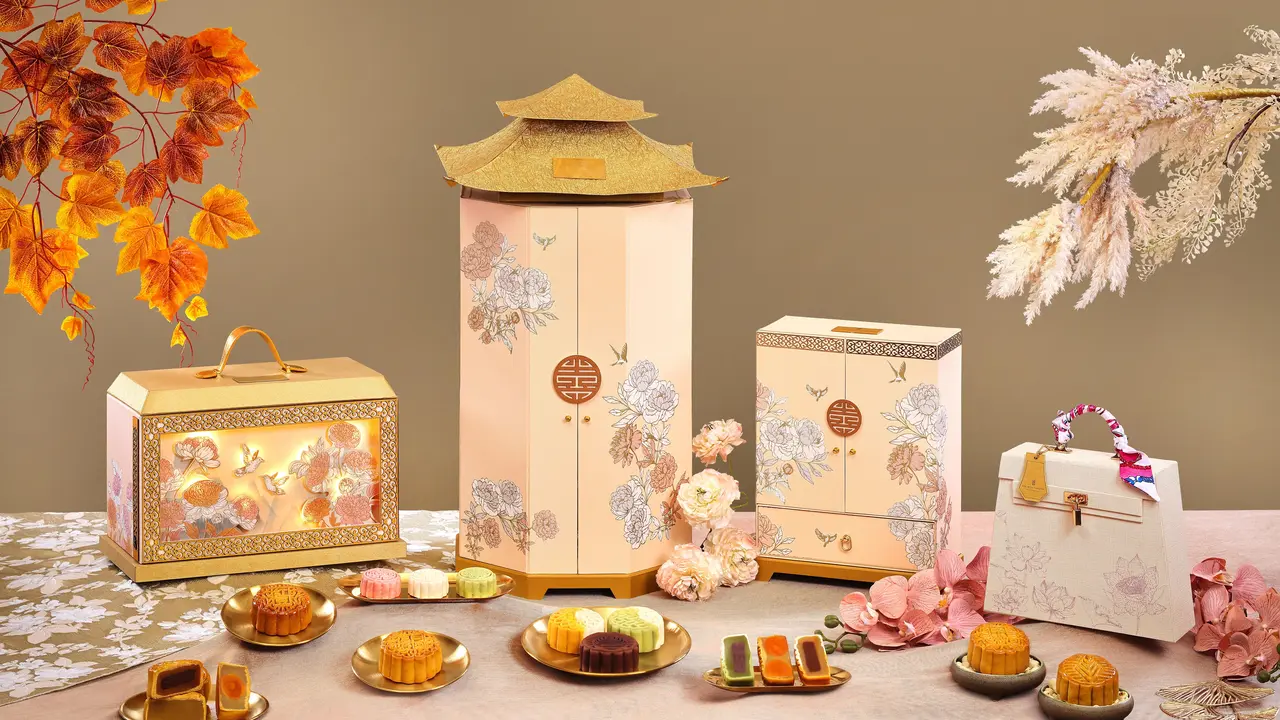 Koleksi mooncake hampers eksklusif dari The Ritz-Carlton Jakarta