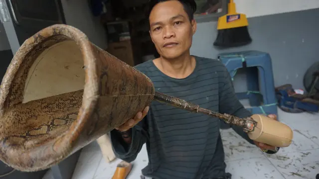 Perajin kaki palsu Bandung