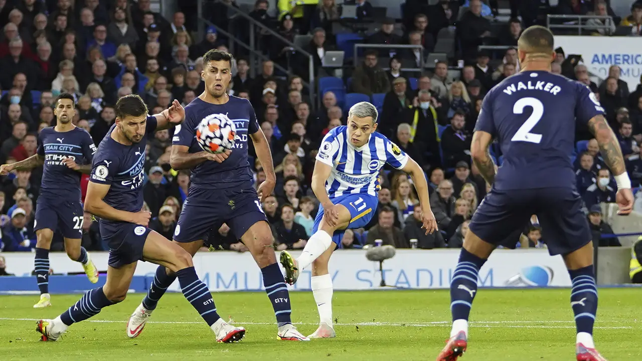 Foto: Menang Telak atas Brighton, Manchester City Gusur Liverpool dari Peringkat Kedua Klasemen Sementara Liga Inggris 2021 / 2022