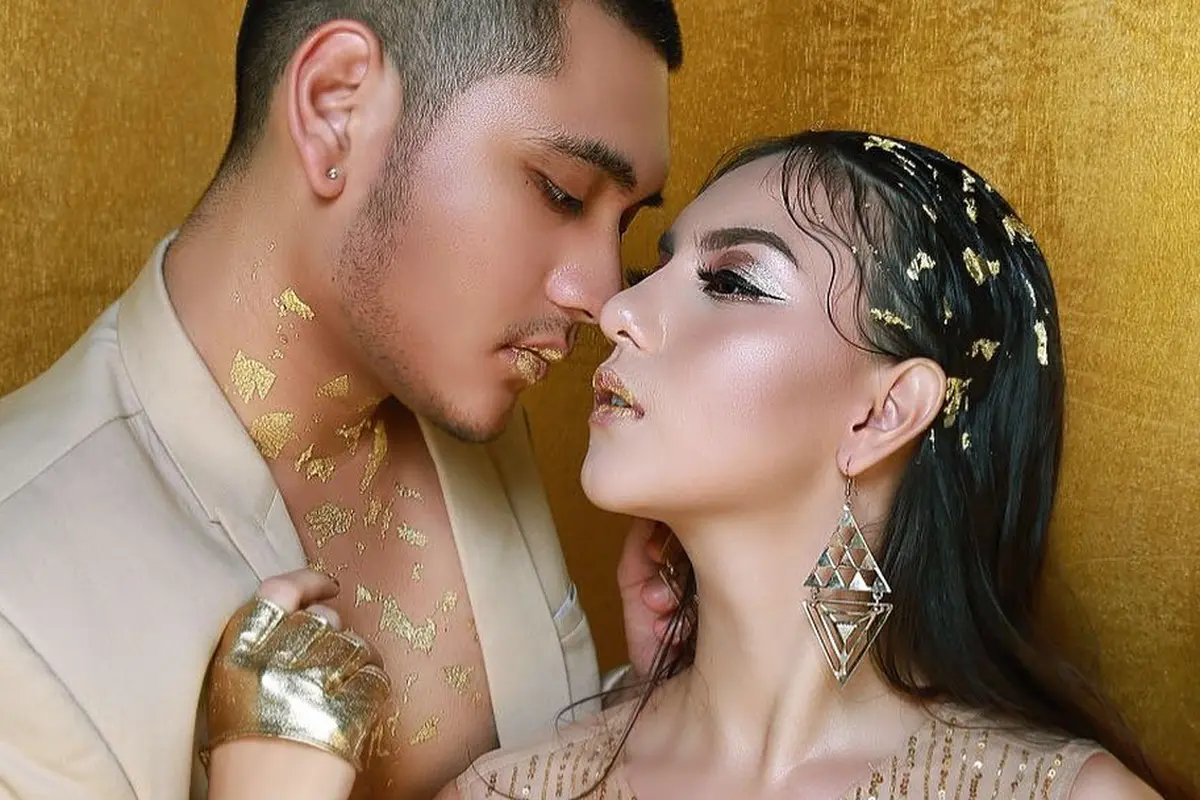 [Bintang] Bertabur Emas, Begini Gaya Stunning Irish Bella-Giorgino Abraham yang Bikin Baper Maksimal