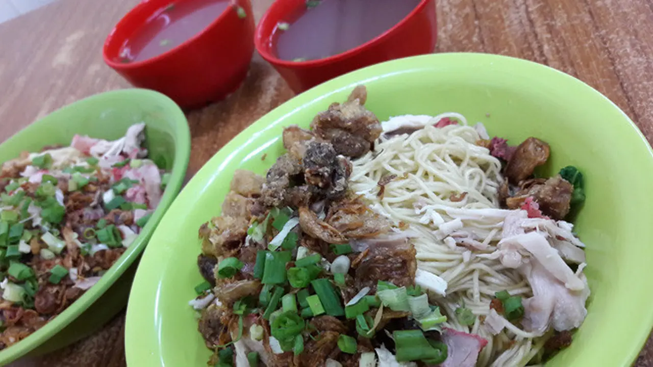 Ide Traveling untuk Penggemar Kuliner Bakmi