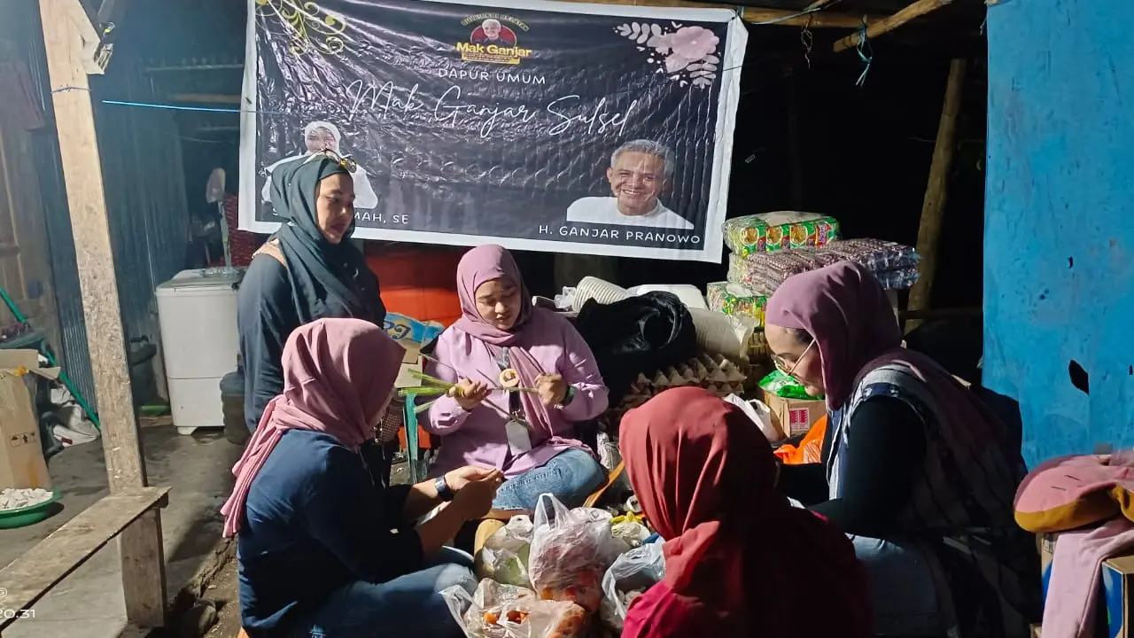 Warga Bersyukur, Mak Ganjar Buka Dapur Umum untuk Korban Longsor di Gowa (Istimewa)
