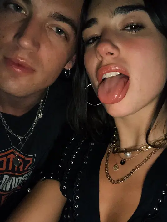 Putusnya hubungan Dua dan Paul pun mengingatkan kembali kenangan akan Isaac. (instagram/dualipa)