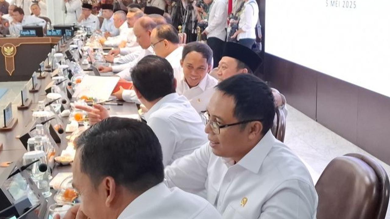 VIDEO: Respons Istana soal Isu Reshuffle Kebinet Prabowo "Kita Solid!"