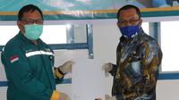 Program CSR PT Gag Nikel itu, dengan menyalurkan Polymerase Chain Reaction (PCR) dan Respiratory Virus Transport Medium kepada Pemerintah Kabupaten Raja Ampat pada Jumat (10/7).