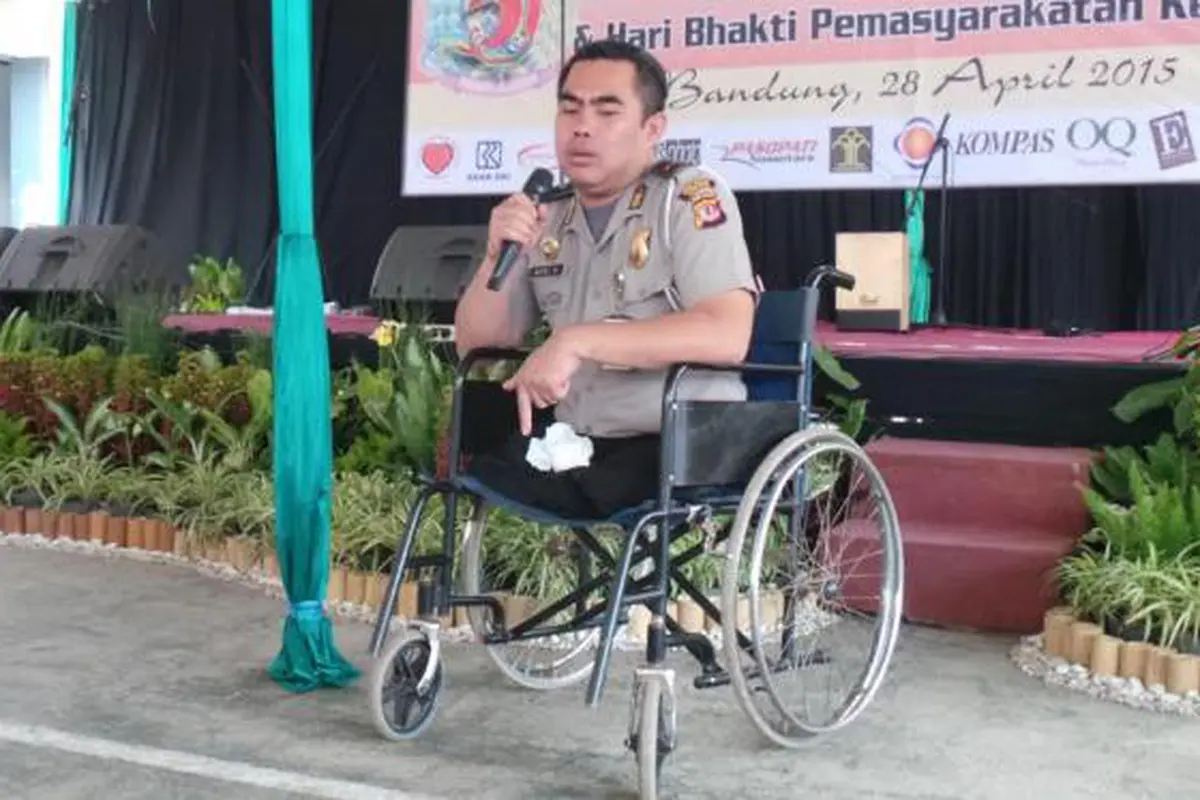 Meski Tak Punya Kaki, Aipda Beni Hendrik Tetap Setia Jadi Polisi