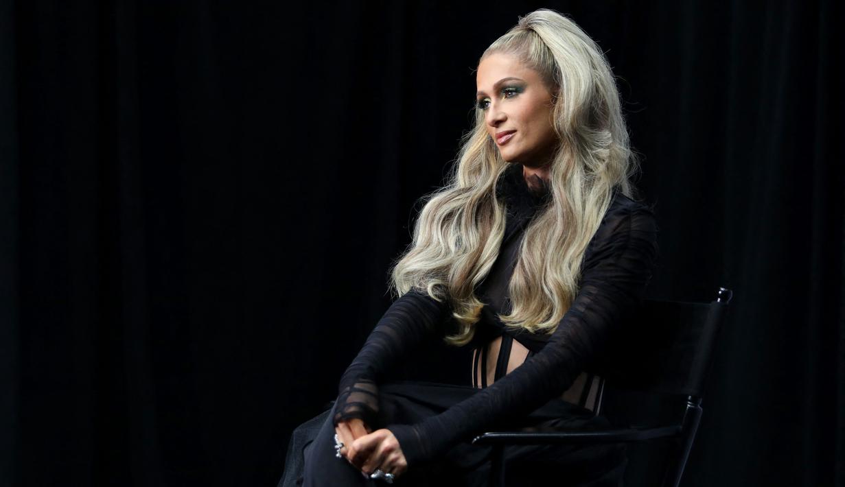 Paris Hilton - Cristiano Ronaldo dan Paris Hilton kabarnya pernah berkencan pada 2009. Tapi sayang, kisah cinta mereka hanya bertahan beberapa bulan saja lantaran Paris menganggap CR7 terlalu feminim sebagai seorang laki-laki. (Foto:AFP/Jerritt Clark)