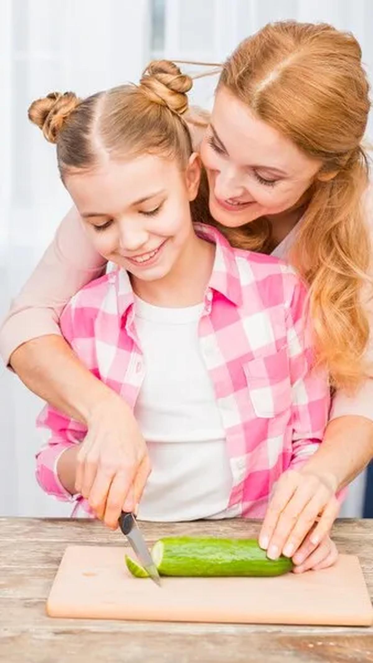 7. Vitamin B12<br>Vitamin B12 mendukung perkembangan fungsi otak, kecepatan sel saraf, dan membantu pembentukan sel darah merah. Kekurangan vitamin B12 dapat meningkatkan risiko anemia pada anak.