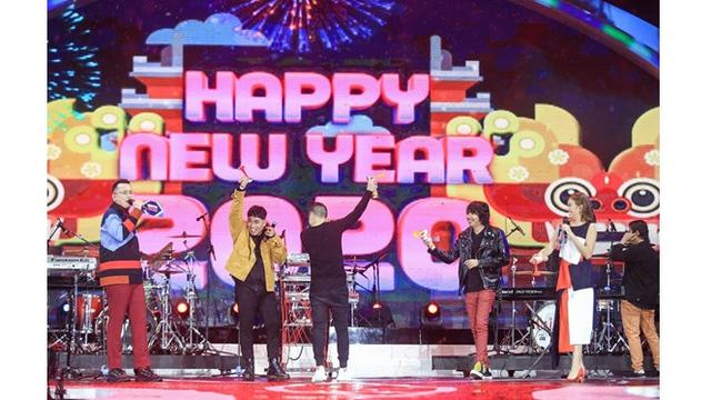 Sebut Rambut Barunya Mirip Nobita, Ini 6 Potret Terbaru Rizal Armada