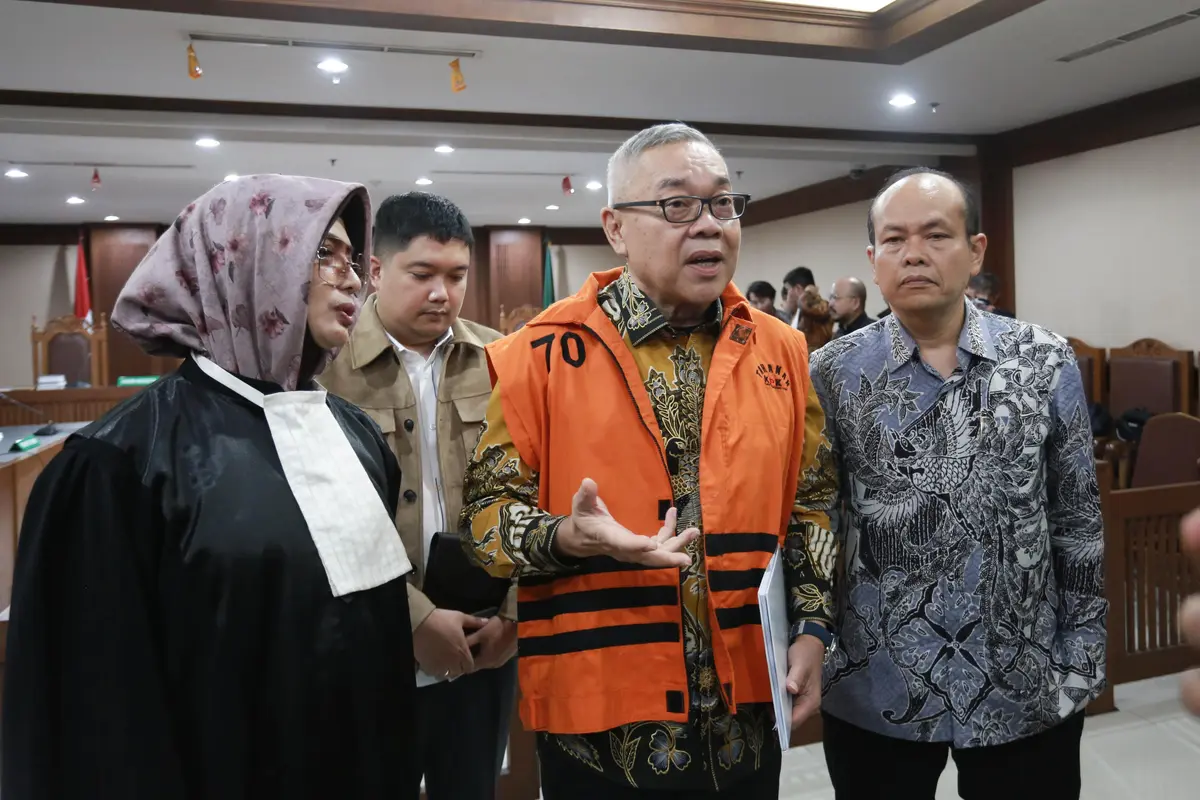 Terdakwa kasus dugaan korupsi pengadaan Liquefied Natural Gas (LNG) di PT Pertamina (Persero), Hari Karyuliarto saat mengikuti persidangan di Pengadilan Tindak Pidana Korupsi (Tipikor) pada Pengadilan Negeri Jakarta Pusat. (Istimewa)