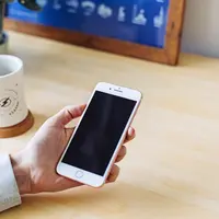 Ilustrasi akses informasi | unsplash.com/@miabaker