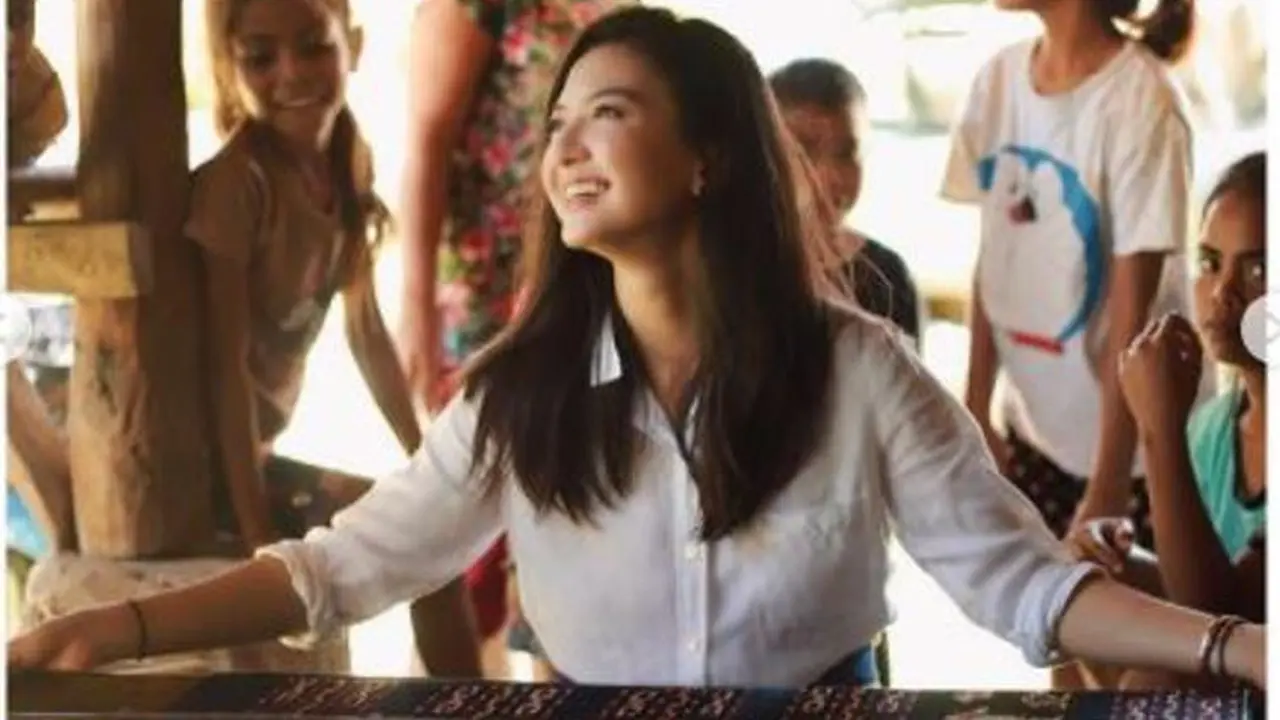 Pengalaman Berkesan Raline Shah di Kampung Adat Sumba Barat