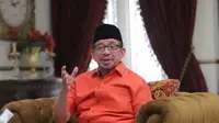 Ketua Majelis Syura PKS Dr Salim Segaf Al Jufri memimpin program pembagian satu juta paket kurban PKS yag digelar di Indonesia. (Istimewa)