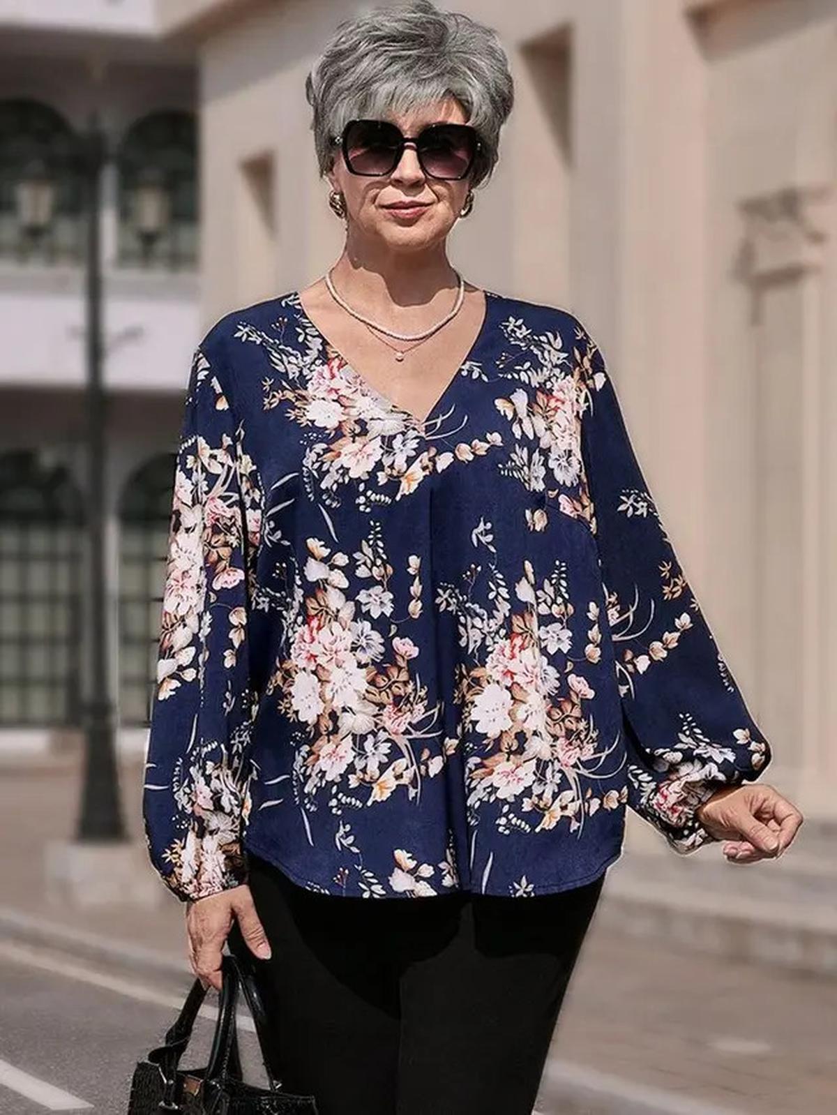 5 Model Baju Batik Kombinasi yang Wajib Dimiliki Wanita Stylish