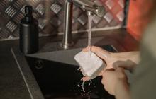 Cara Praktis dan Ampuh Membersihkan Spons Dapur agar Tetap Higienis dan Tahan Lama