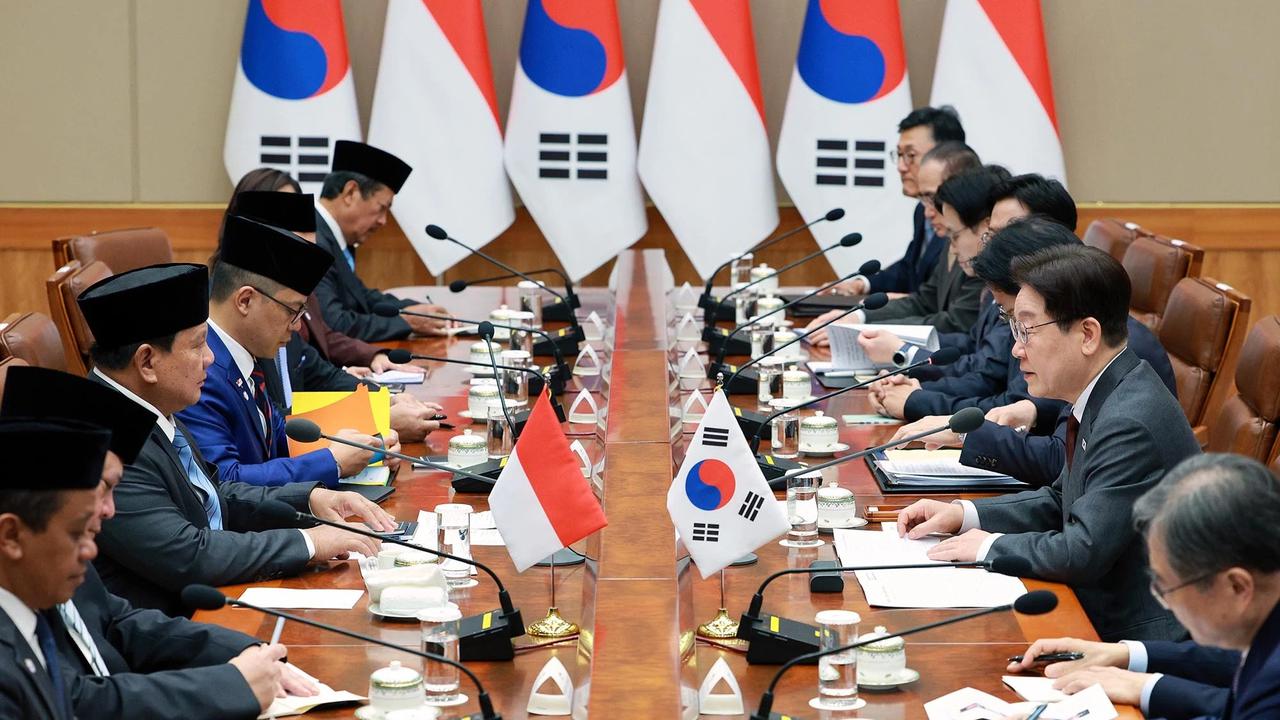 FOTO: Presiden Prabowo Gelar Pertemuan Tingkat Tinggi dengan Presiden Korea Selatan