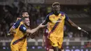 Pemain asal Inggris tersebut berhasil membubuhkan dua dari tiga gol i Giallorossi. Gol yang pertama ia lesatkan saat menit ke-32. Memanfaatkan umpan dari Lorenzo Pellegrini, Abraham yang berada di dalam kotak penalti berhasil mengecoh pemain lawan sebelum melesatkan bola ke gawang yang dikawal oleh Etrit Berisha. (La Presse via AP/Alberto Gandolfo)