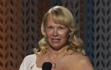 Pamela Anderson Hadir di SAG Awards 2025 Tanpa Riasan, Ngaku Tak Lagi Beramibisi Jadi yang Tercantik