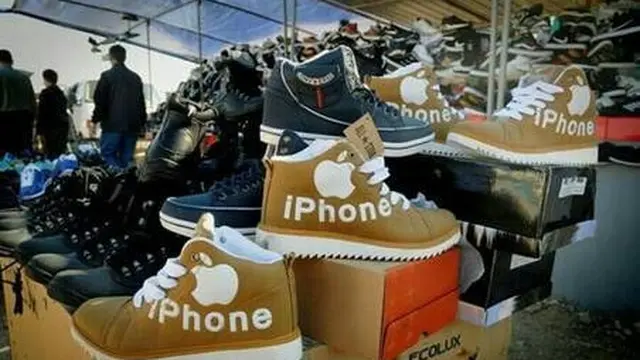 7 Sepatu KW Pelesetan Merek Terkenal Ini Namanya Bikin Geleng Kepala