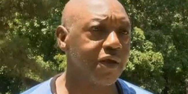 Kakek Joseph yang salah menjemput cucu. | Foto: copyright odditycentral.com