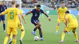 Memphis Depay menjadi pahlawan sekaligus mencetak rekor saat membawa Belanda menaklukkan Lithuania dalam lanjutan kualifikasi Piala Dunia 2026. (AFP/Petras Malukas)