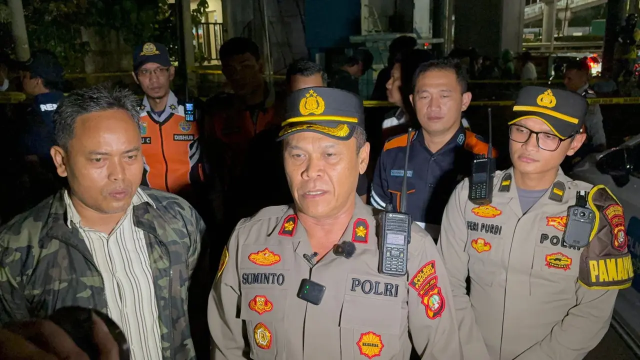 Pencuri Kabel Tewas Tersengat Listrik di Gardu LRT Pancoran