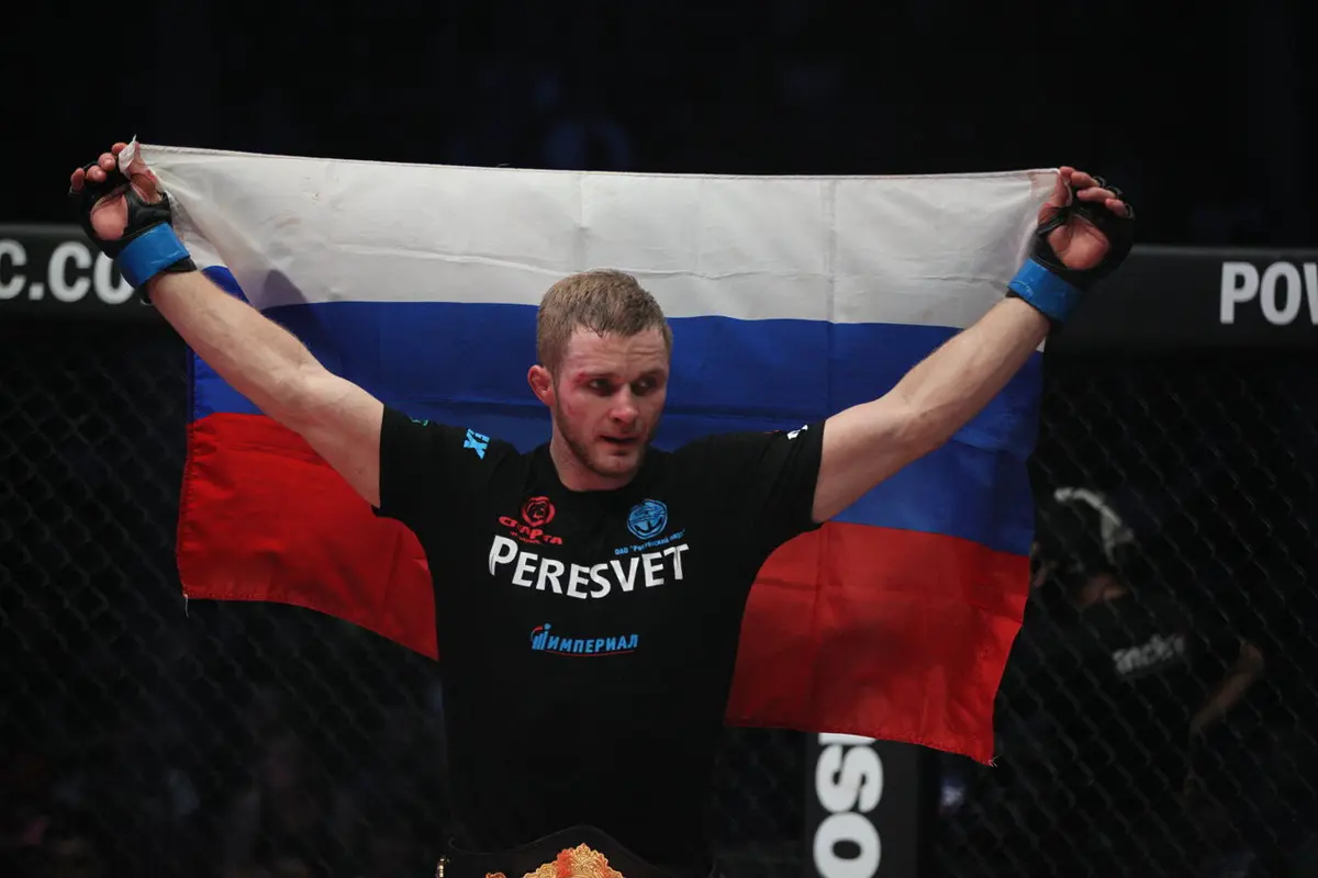 Juara Dunia Kelas Menengah ONE Championship Vitaly Bigdash